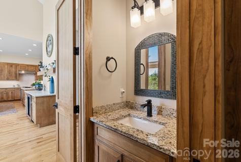 18 Majestic Oak Circle Asheville NC 28805