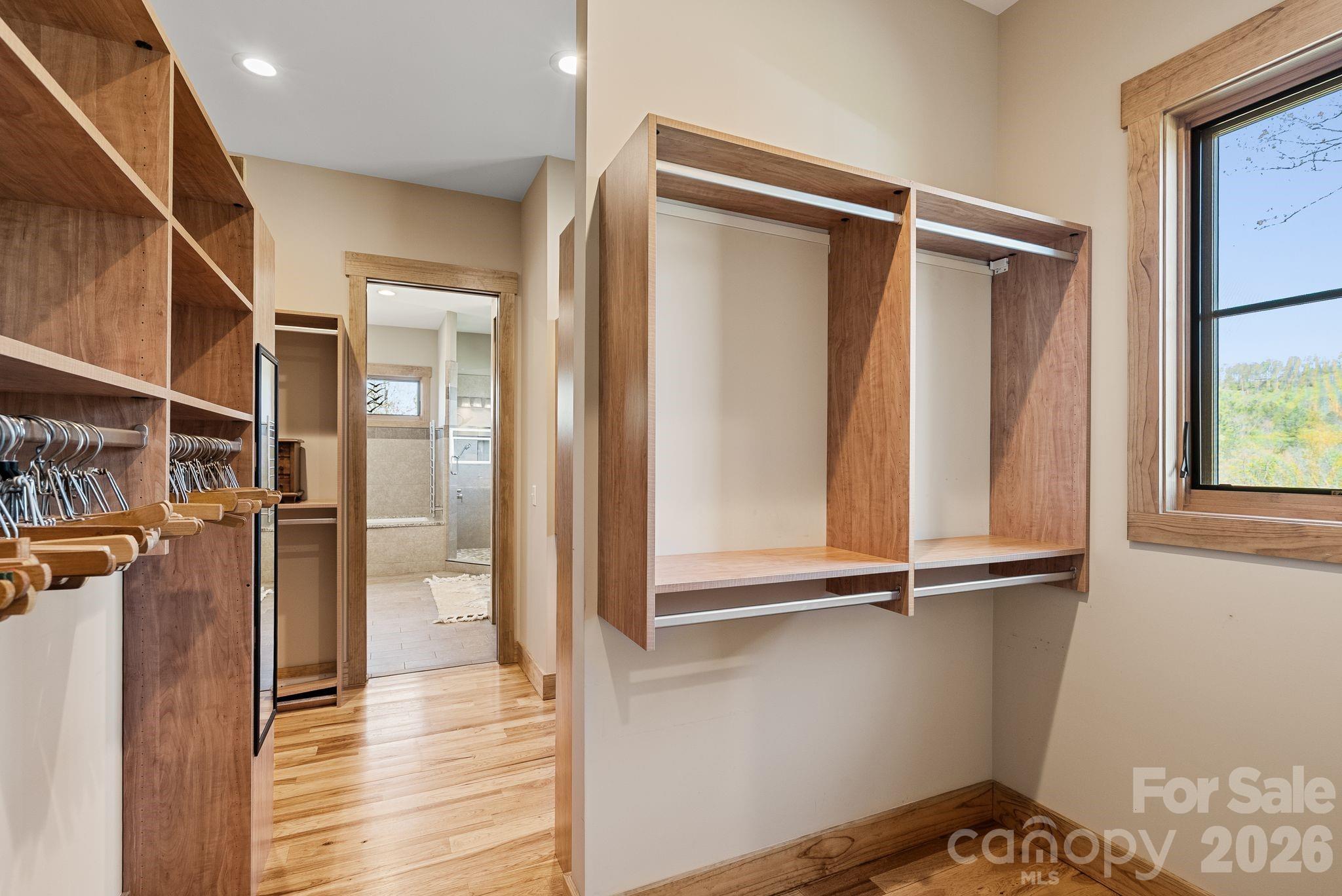 18 Majestic Oak Circle Asheville NC 28805