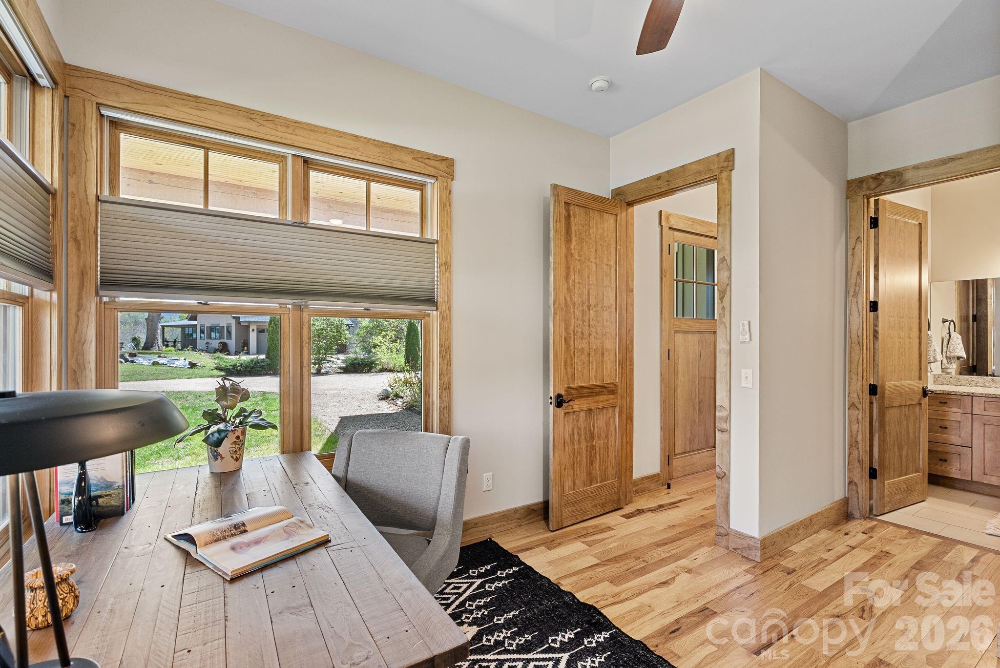 18 Majestic Oak Circle Asheville NC 28805