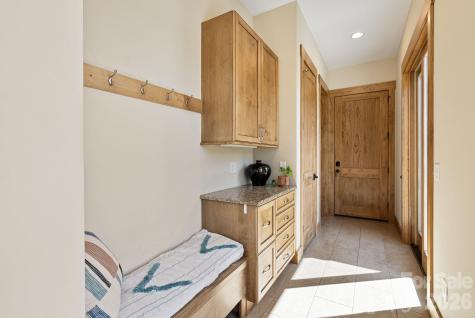 18 Majestic Oak Circle Asheville NC 28805