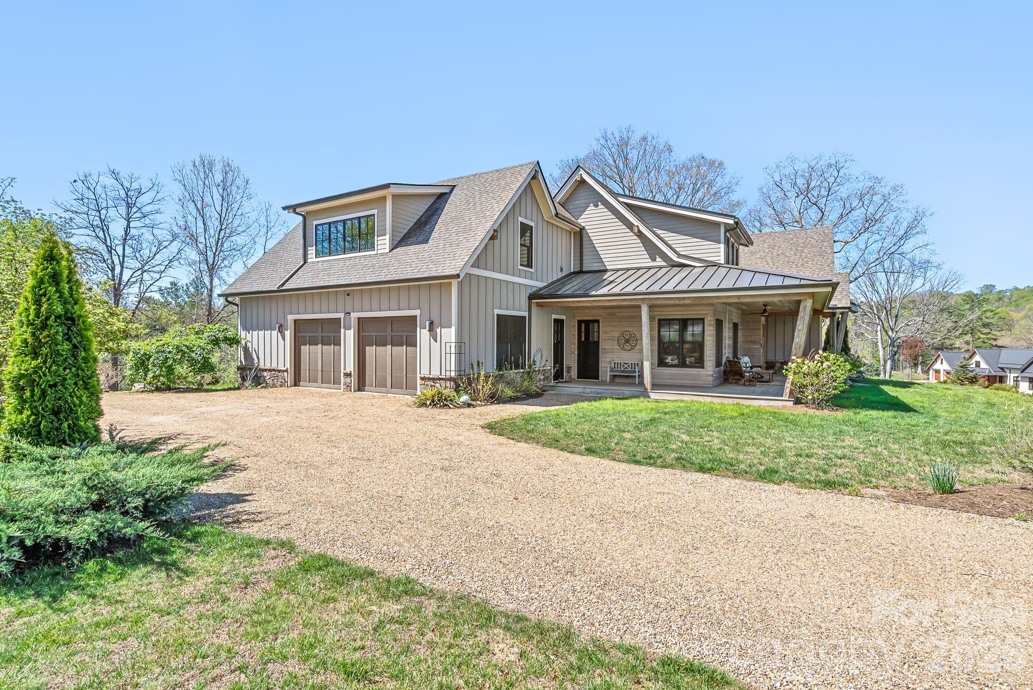 18 Majestic Oak Circle Asheville NC 28805
