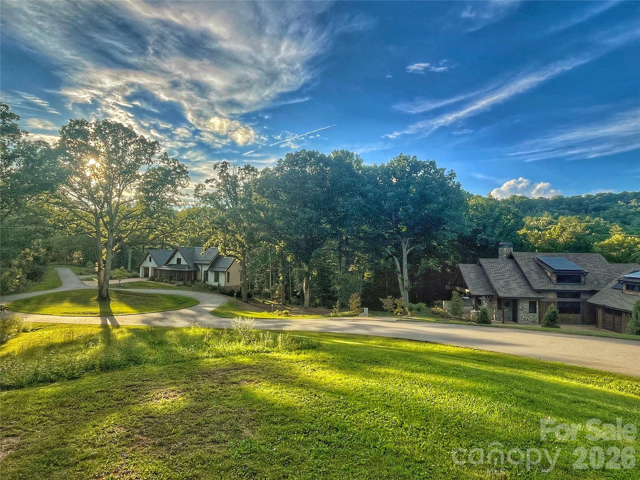 18 Majestic Oak Circle Asheville NC 28805