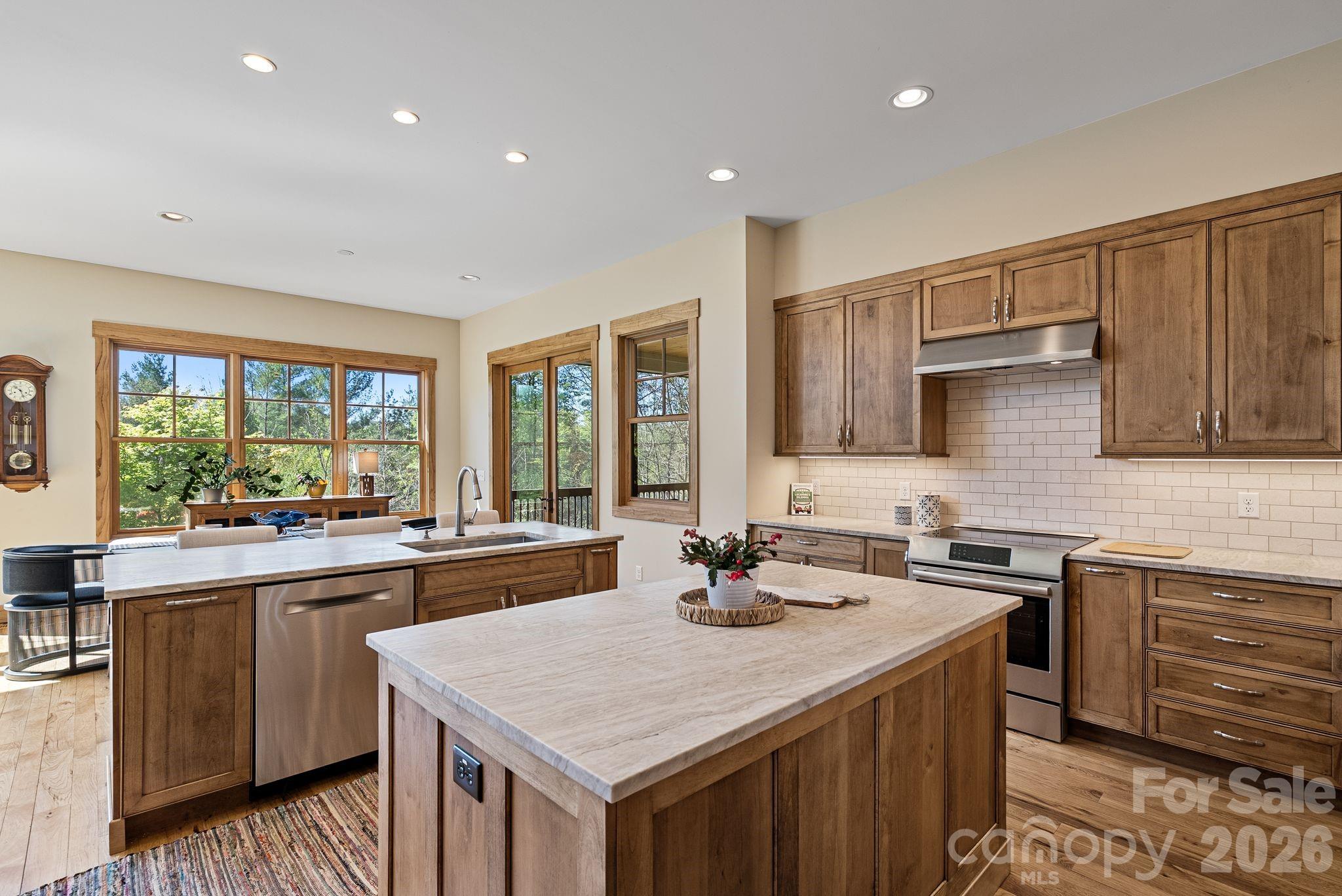 18 Majestic Oak Circle Asheville NC 28805