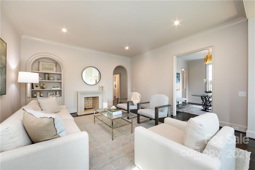 308 Fenton Place Charlotte NC 28207