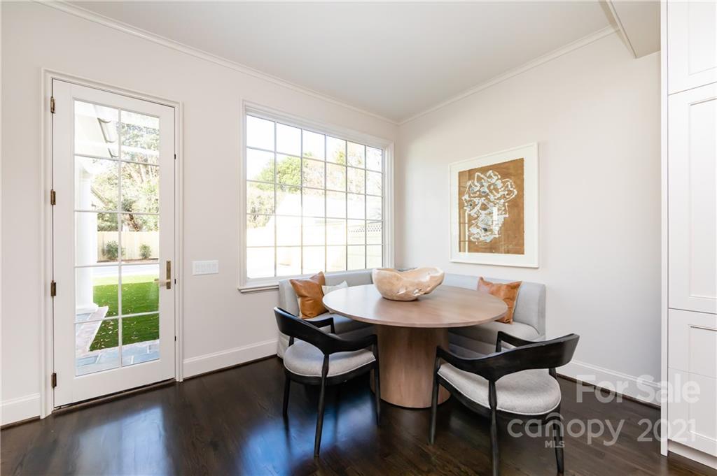 308 Fenton Place Charlotte NC 28207