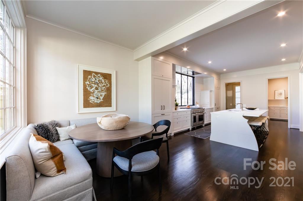 308 Fenton Place Charlotte NC 28207