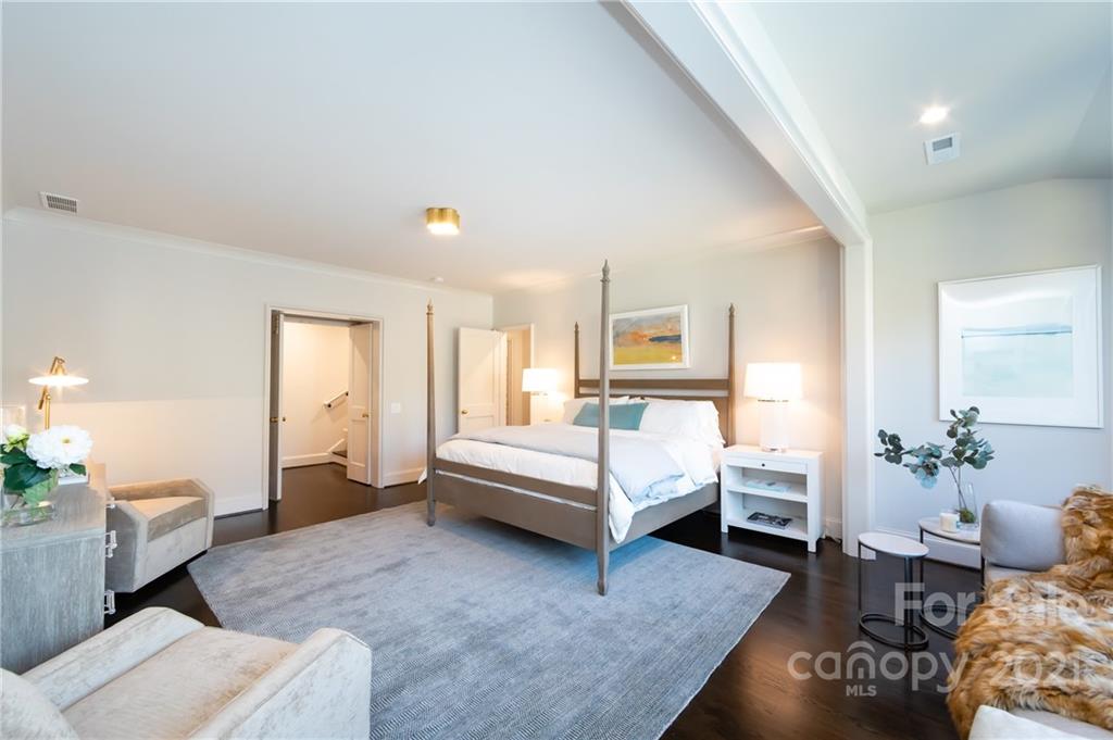 308 Fenton Place Charlotte NC 28207