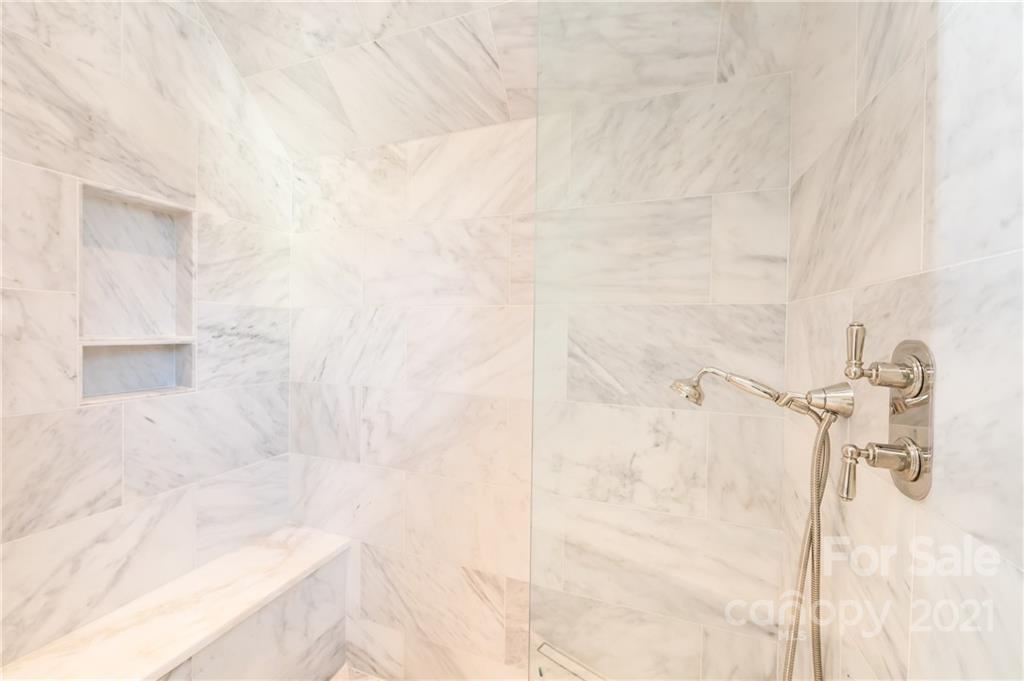 308 Fenton Place Charlotte NC 28207