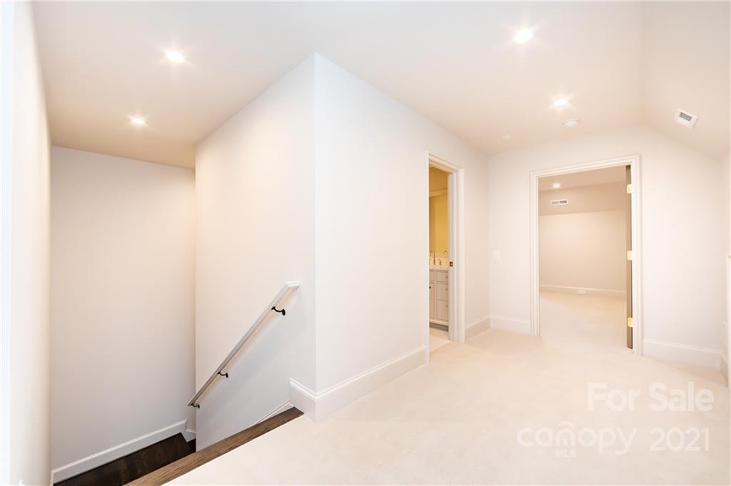 308 Fenton Place Charlotte NC 28207