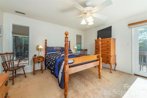 10 Chestnut Ridge Road Mills River NC 28759