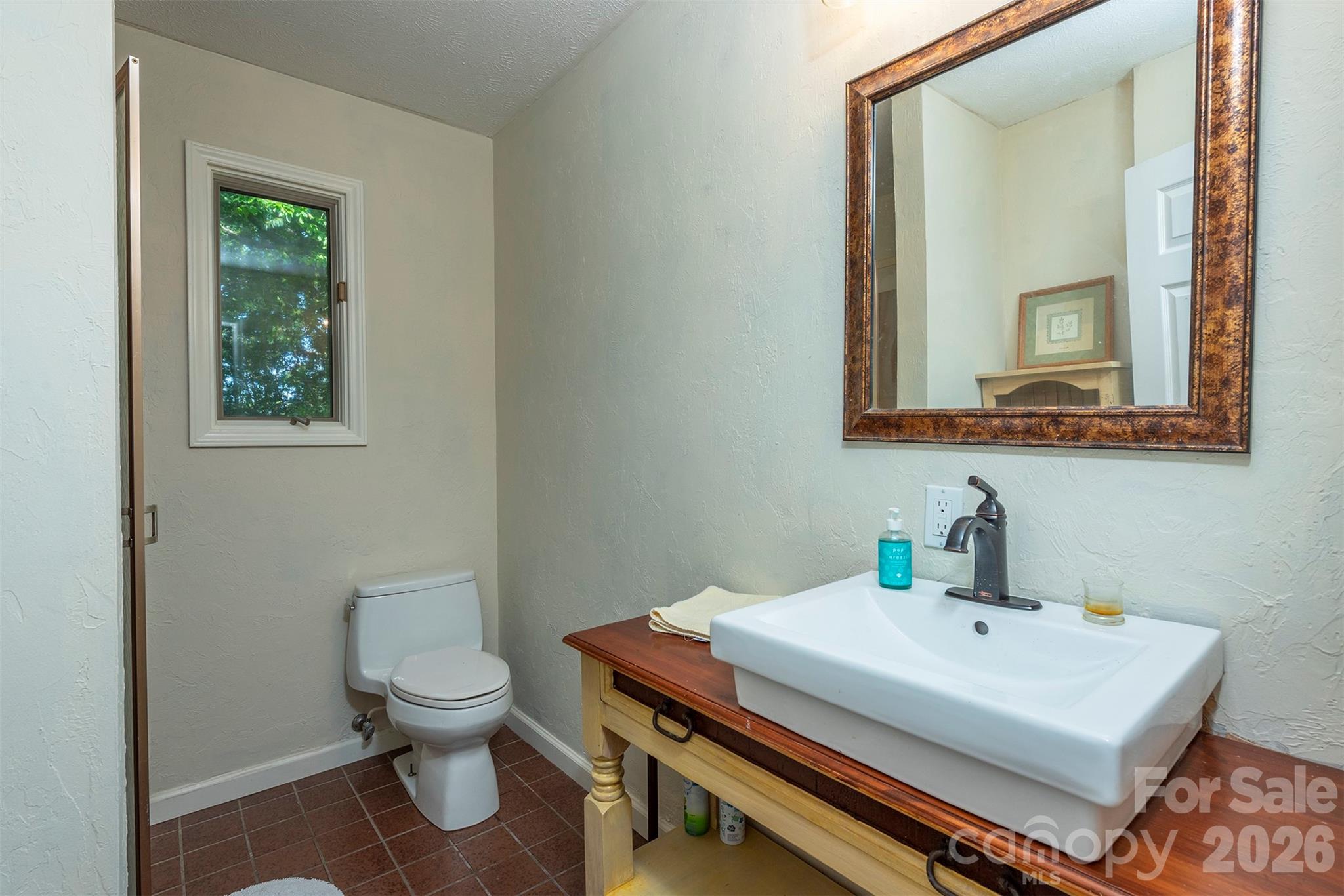 10 Chestnut Ridge Road Mills River NC 28759