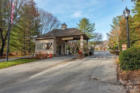 10 Chestnut Ridge Road Mills River NC 28759