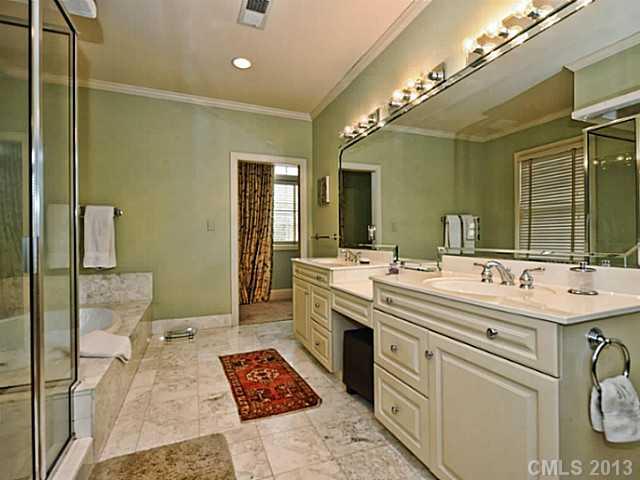 519 Hermitage Court Charlotte NC 28207