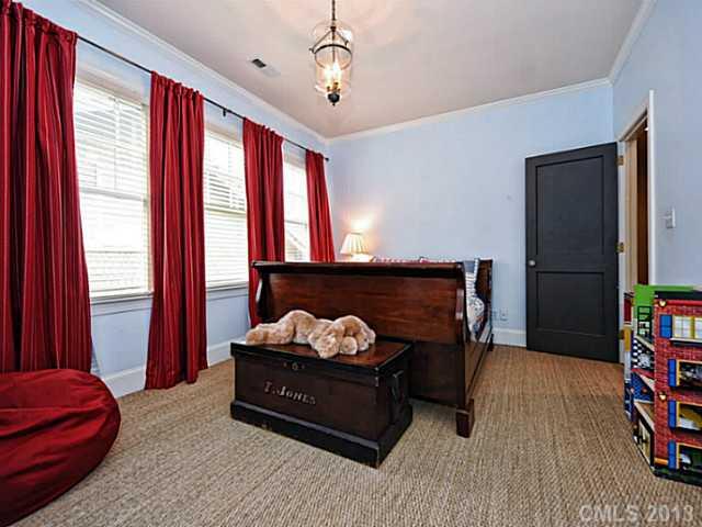 519 Hermitage Court Charlotte NC 28207
