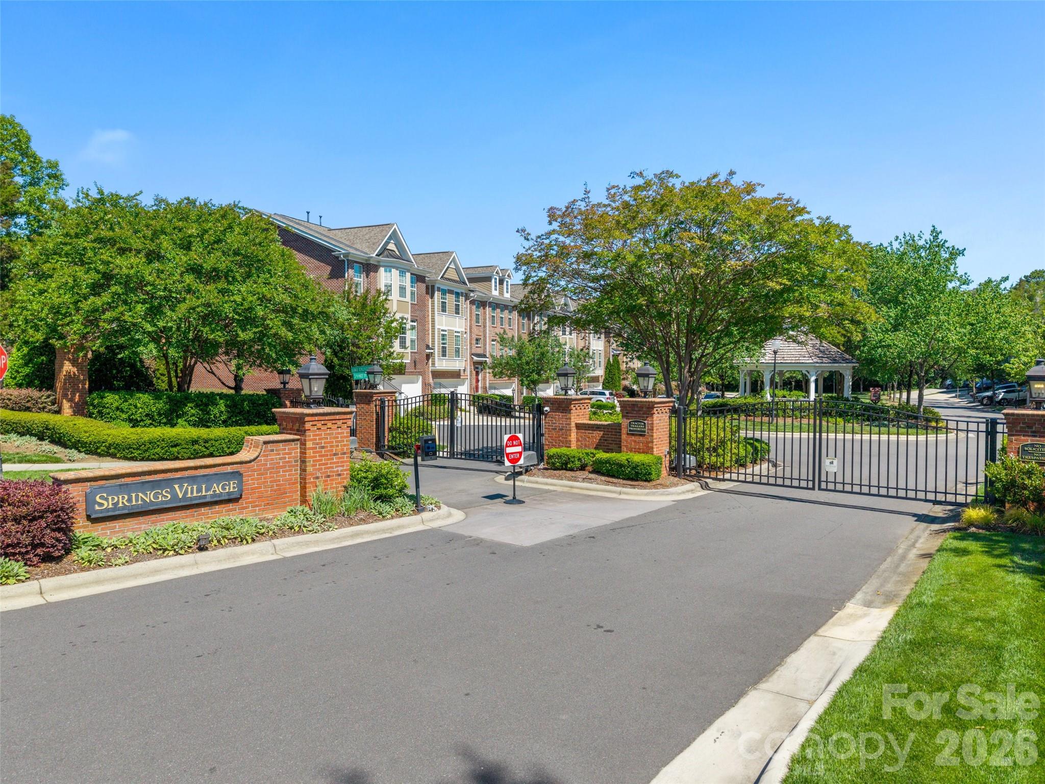 7810 Springs Village Lane Charlotte NC 28226
