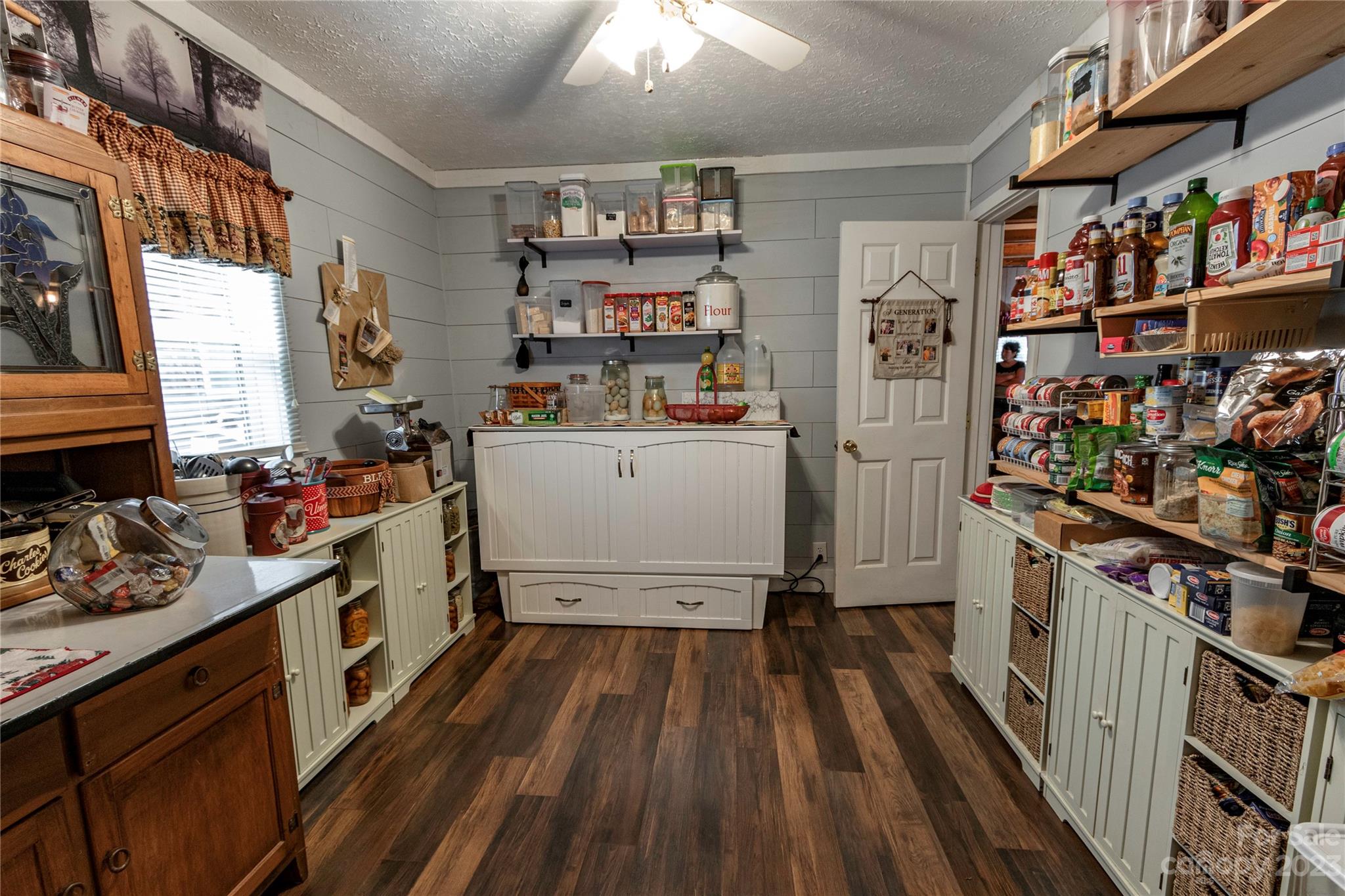 144 Byrd Park Road Burnsville NC 28714