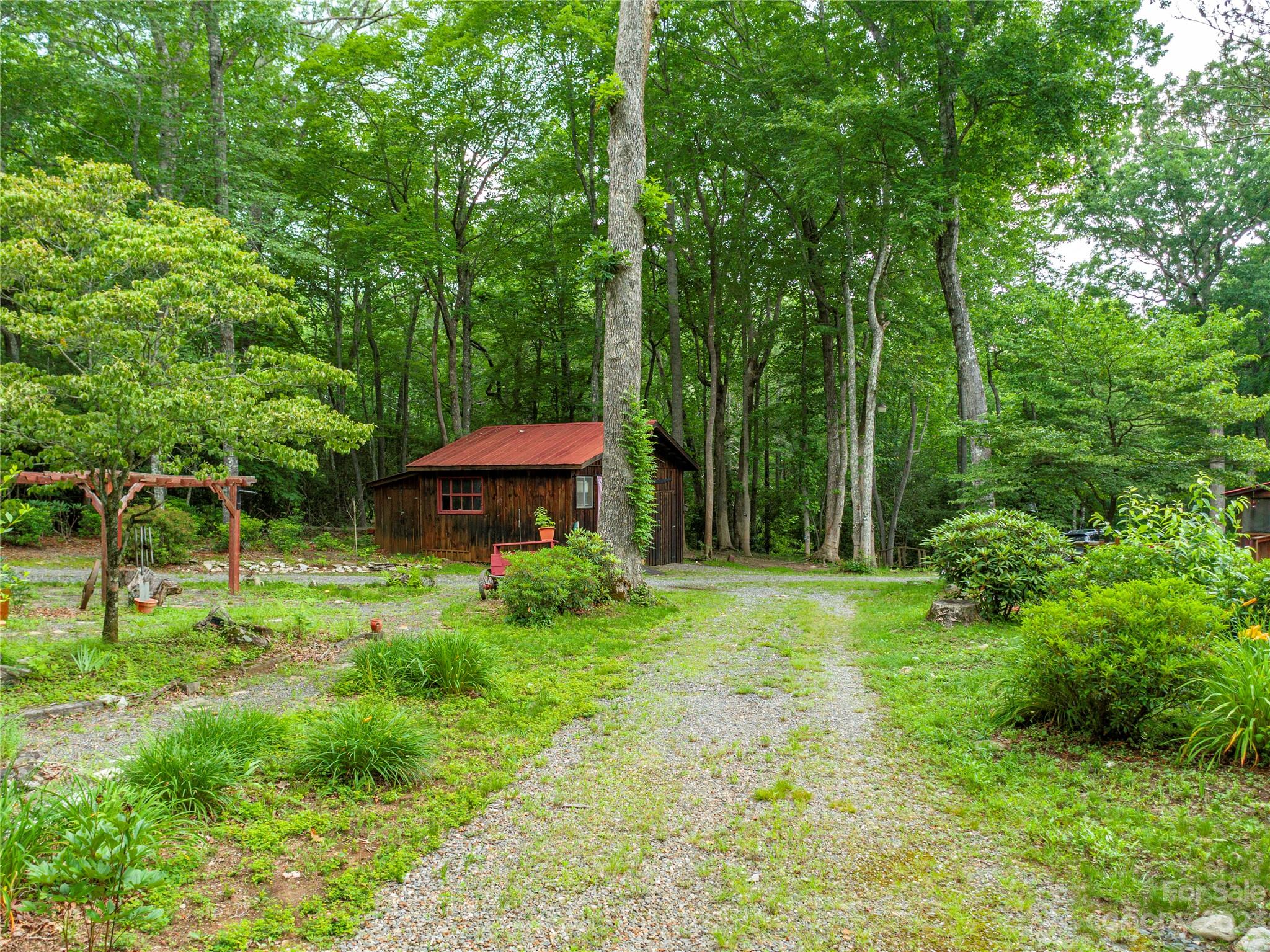 144 Byrd Park Road Burnsville NC 28714