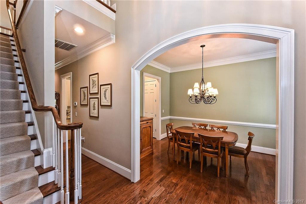 6708 Louisburg Square Lane Charlotte NC 28210
