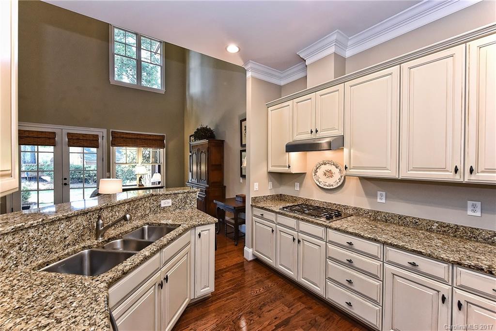 6708 Louisburg Square Lane Charlotte NC 28210
