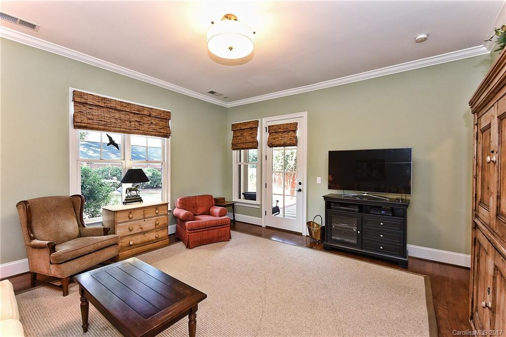 6708 Louisburg Square Lane Charlotte NC 28210
