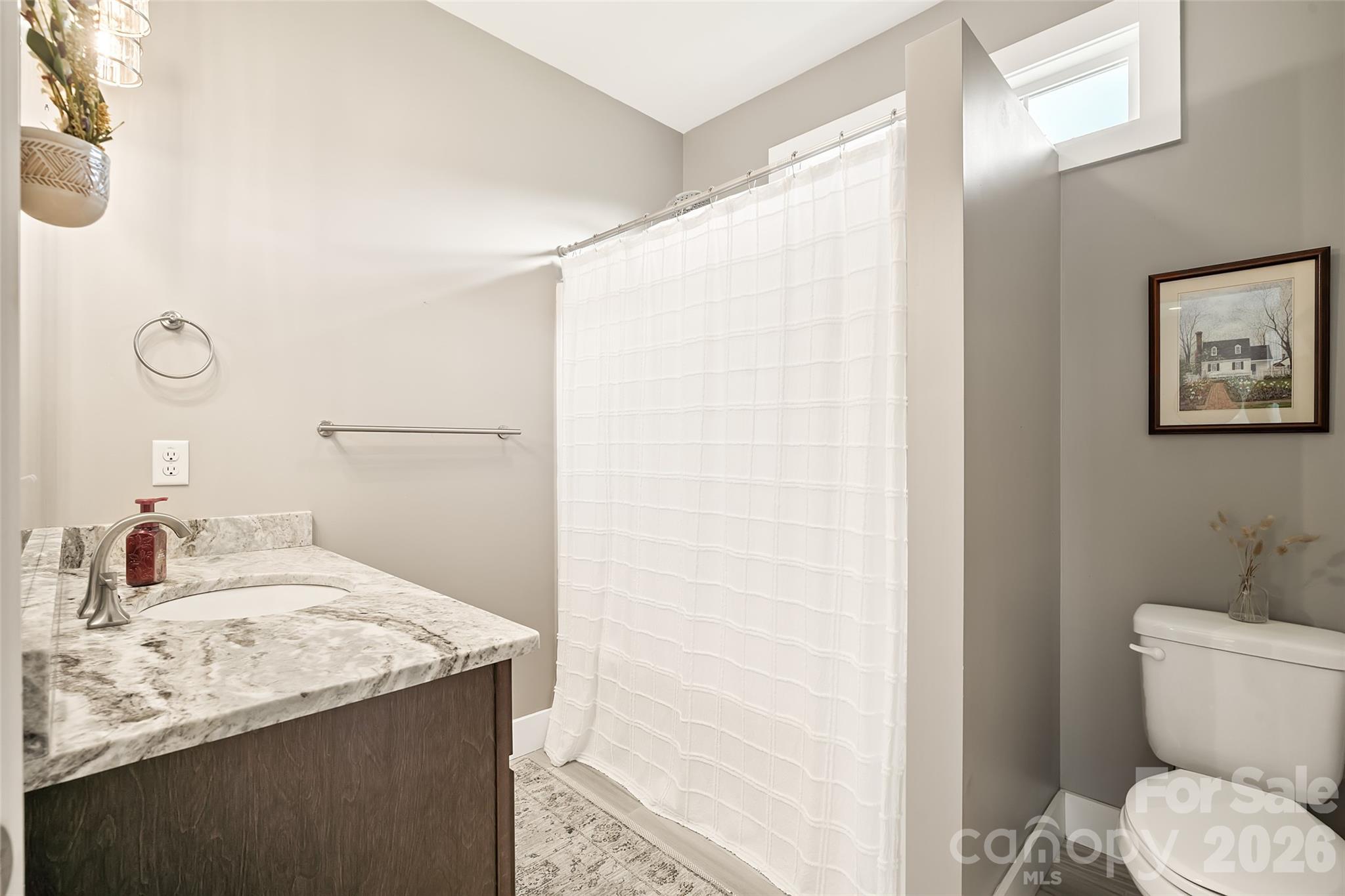223 River Breeze Lane Etowah NC 28729