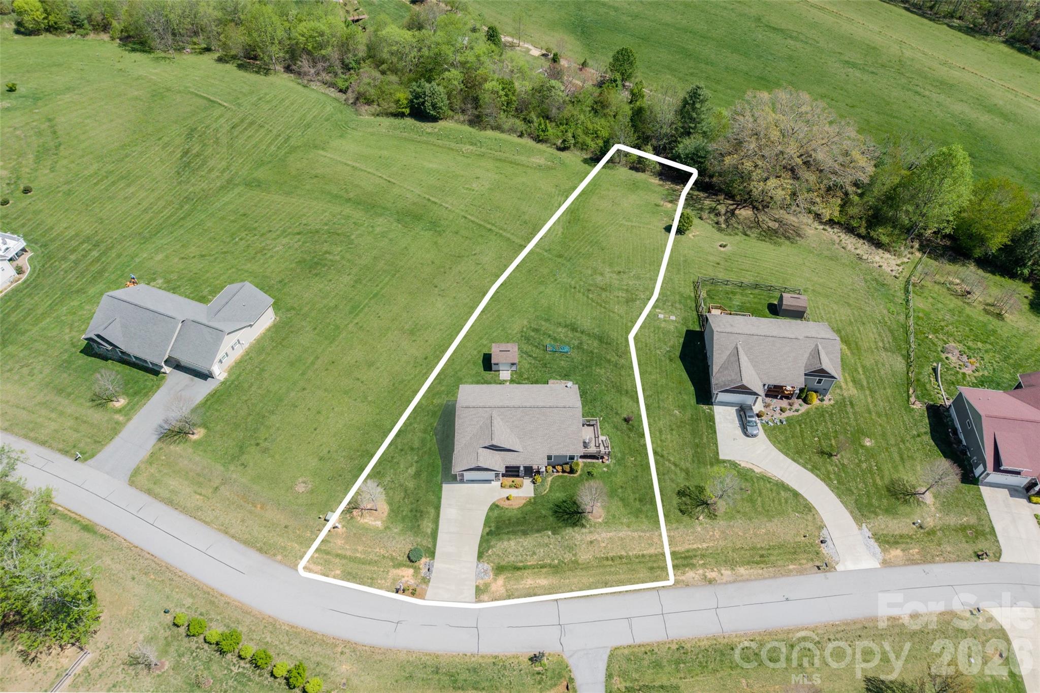 223 River Breeze Lane Etowah NC 28729