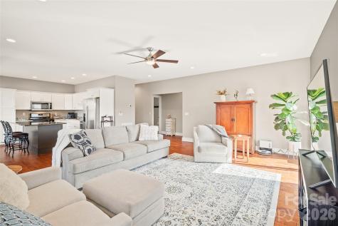 223 River Breeze Lane Etowah NC 28729