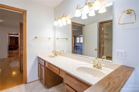 115 Pat V Eller Lane Newland NC 28657