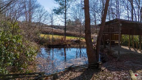115 Pat V Eller Lane Newland NC 28657