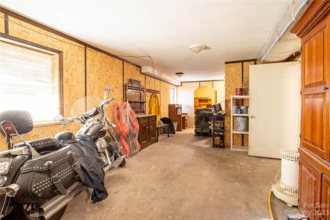 115 Pat V Eller Lane Newland NC 28657