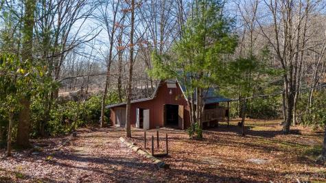 115 Pat V Eller Lane Newland NC 28657