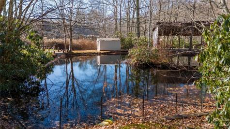 115 Pat V Eller Lane Newland NC 28657