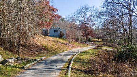 115 Pat V Eller Lane Newland NC 28657