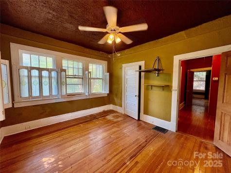40 Brownwood Avenue Asheville NC 28806