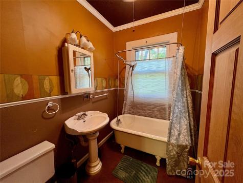 40 Brownwood Avenue Asheville NC 28806