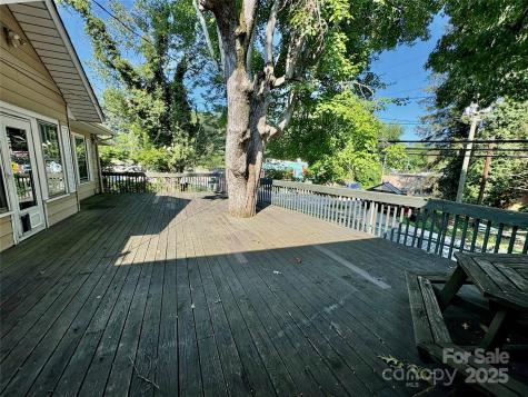 40 Brownwood Avenue Asheville NC 28806