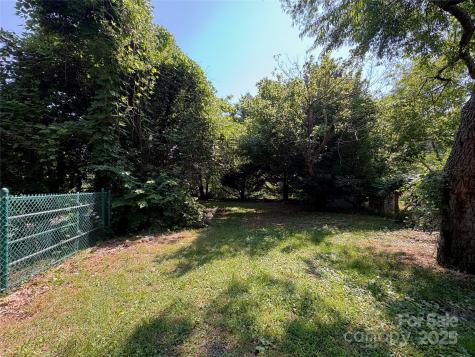 40 Brownwood Avenue Asheville NC 28806