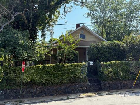40 Brownwood Avenue Asheville NC 28806