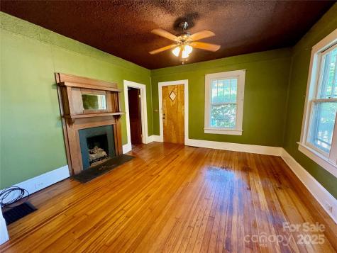 40 Brownwood Avenue Asheville NC 28806