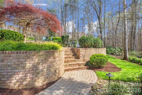 2095 Kings Manor Drive Weddington NC 28104