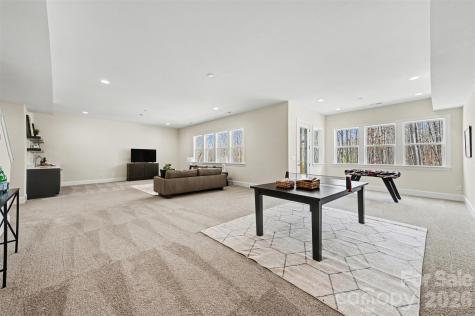 106 Windbluff Court Statesville NC 28677