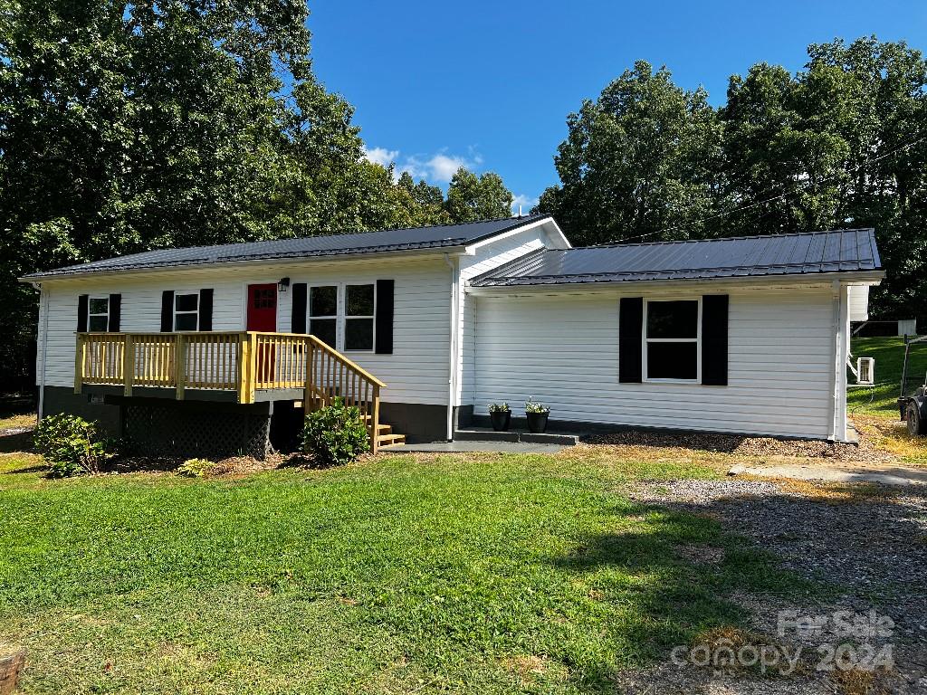 320 Pinnacle Church Road Nebo NC 28761