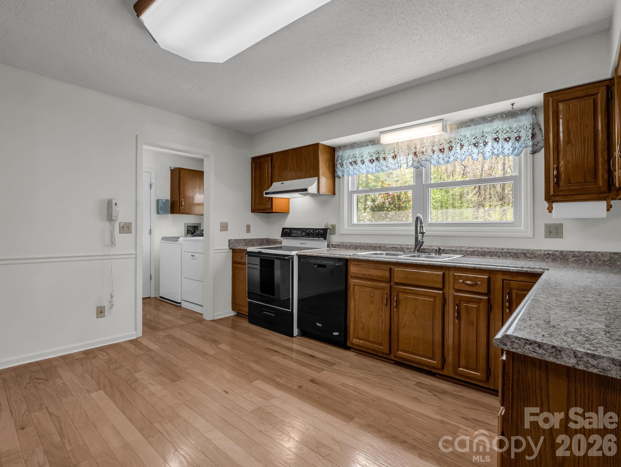 525 Maren Court Hendersonville NC 28739