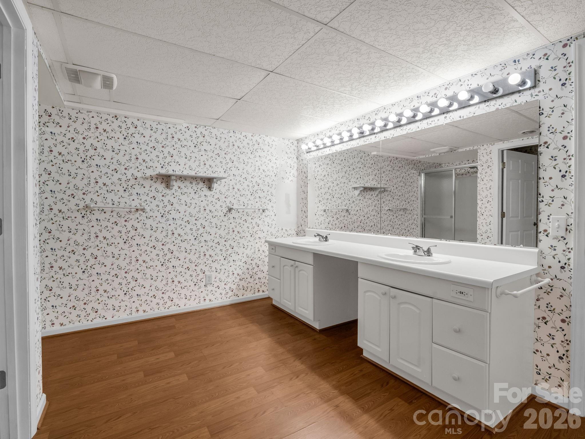 525 Maren Court Hendersonville NC 28739