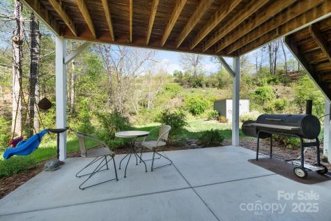 85 Laurel Cove Road Candler NC 28715