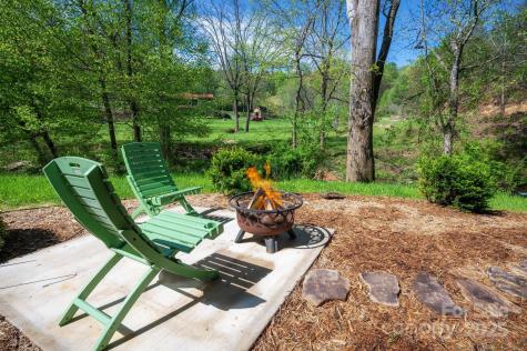 85 Laurel Cove Road Candler NC 28715