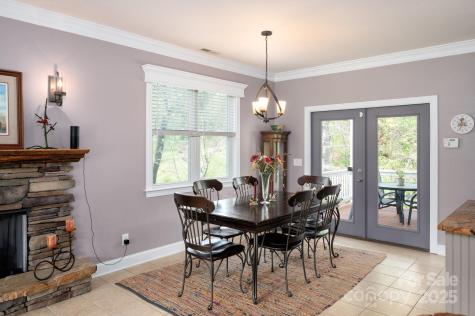 85 Laurel Cove Road Candler NC 28715