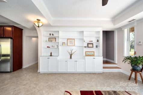 85 Laurel Cove Road Candler NC 28715