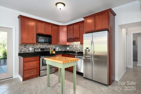 85 Laurel Cove Road Candler NC 28715