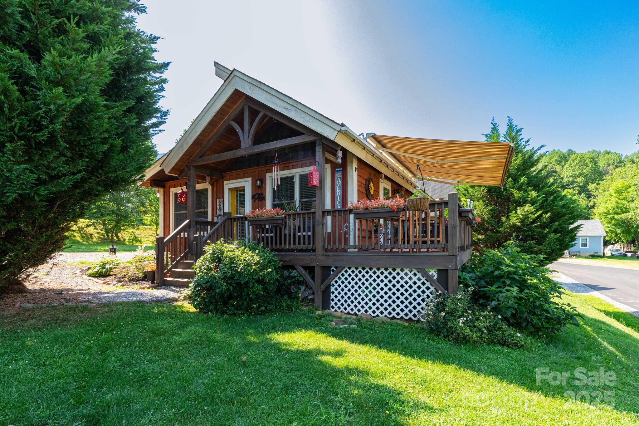 24 Carsen Loop Waynesville NC 28785